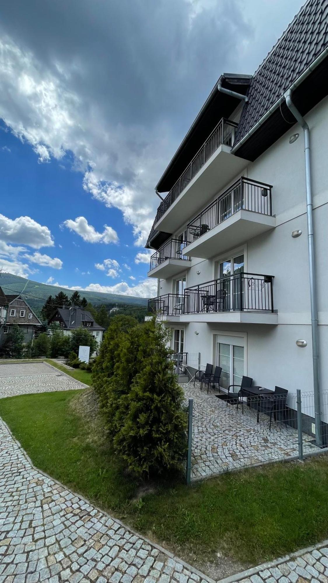 Apartament Ab Villa Mountain View 스클라르스카포렘바 외부 사진